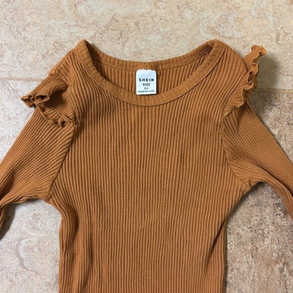 Girls shirt - Picture 2 of 4